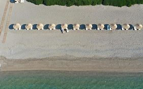 Niriides Beachfront Resort